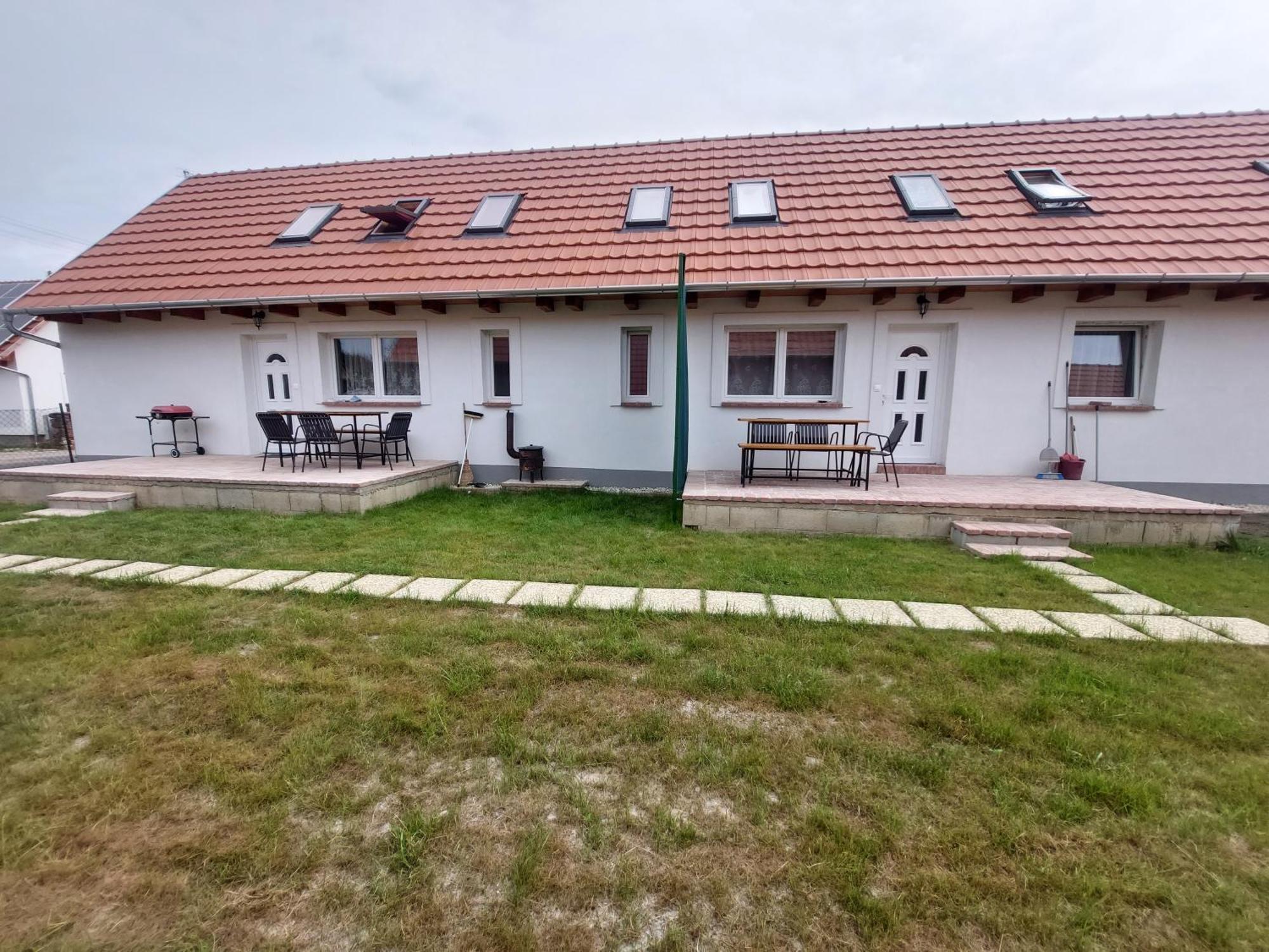 Orbán nyaralóház Kovagoors Exterior foto